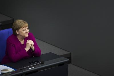 Bundeskanzlerin Angela Merkel CDU aufgenommen im Rahmen der Debatte anlaesslich von 70 Jahre Grun-stock-photo