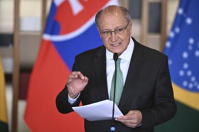 Alckmin recebe Prim Minist da Eslov?quia-stock-photo