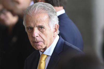 Alckmin recebe Prim Minist da Eslov?quia-stock-foto