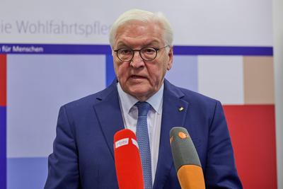 Bundespraesident Steinmeier besucht Caritas-Zentrale-stock-foto