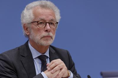 Integrationsbarometer 2024 vorgestellt-stock-foto