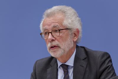 Integrationsbarometer 2024 vorgestellt-stock-foto