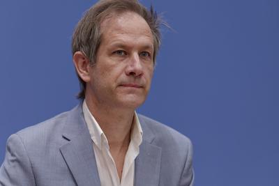 Integrationsbarometer 2024 vorgestellt-stock-foto