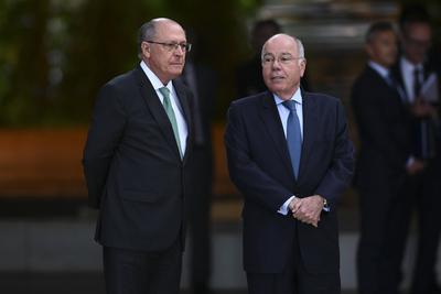 Alckmin recebe Prim Minist da Eslov?quia-stock-foto