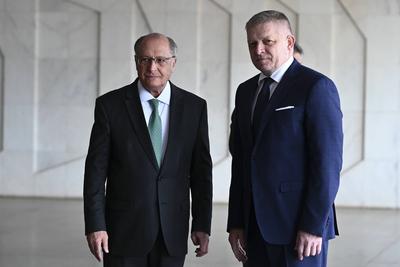 Alckmin recebe Prim Minist da Eslov?quia-stock-foto