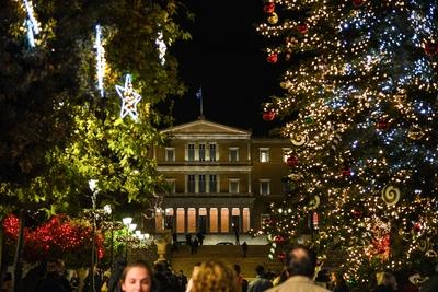 Greece: Athens city is decorated and ready for christmas.-stock-foto