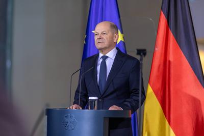 Statement Bundeskanzler Olaf Scholz zum Antrag der Vertrauensfrage-stock-foto
