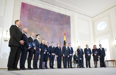 Ernennung des neuen Kabinett im Schloss Bellevue vlnr Dirk NIEBEL FDP Wirtschaft Ronald PO-stock-photo