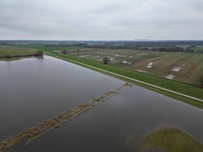 Der Fluss Ems tritt ?bers Ufer.-stock-foto