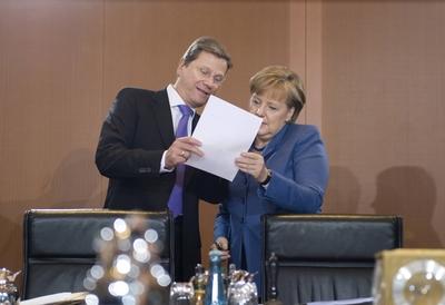 Bildnummer: 58877799  Datum: 27.01.2010  Copyright: imago/IPONWesterwelle, Merkel, Kabinettsitzung DEU, Deutschland, Germany, Berlin, 27.01.2010 Guido Westerwelle, Vizekanzler und Bundesaussenminister FDP, und Angela Merkel, Bundeskanzlerin und Bundesvorsitzende der CDU (rechts), waehrend der Kabinettsitzung im Berliner Kanzleramt. Kabinettsitzung, Bundeskanzleramt, Kabinett, Kabinettsitzung, Bundeskabinett, Bundespolitik, Deutsche Politik, Politiker, QF Querformat, 2011. Guido Westerwelle, Vice Chancellor and Federal Minister of Foreign Affairs, and Chancellor Angela Merkel (right), at cabinett meeting at the chancellor office in Berlin. Politics, Germany, political, Politican kbdig 2010 quer Kabinettsitzung Bundeskanzleramt Kabinett Bundeskabinett Bundespolitik Deutsche Politik Politics Germany political Politican  58877799 Date 27 01 2010 Copyright Imago  Westerwelle Merkel Cabinet meeting DEU Germany Germany Berlin 27 01 2010 Guido Westerwelle Vice-Chancellor and German Foreign Minister FDP and Angela Merkel Chancellor and Federal Chairman the CDU right  the Cabinet meeting in Berlin Chancellery Cabinet meeting Federal Chancellery Cabinet Cabinet meeting Federal Cabinet Federal politics German politics Politicians QF Landscape 2011 Guido Westerwelle Vice Chancellor and Federal Ministers of Foreign Affairs and Chancellor Angela Merkel Right AT cabinett Meeting AT The Chancellor Office in Berlin POLITICS Germany Political  Kbdig 2010 horizontal Cabinet meeting Federal Chancellery Cabinet Federal Cabinet Federal politics German politics POLITICS Germany Political-stock-photo