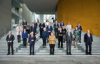 News Themen der Woche KW47 1. Reihe: Aussenminister Heiko Maas (SPD), Finanzminister und Vizekanzler Olaf Scholz (SPD),-stock-foto