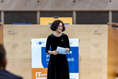 IT-Sicherheitstag NRW im World Conference Center Bonn - 11.12.2024-stock-foto