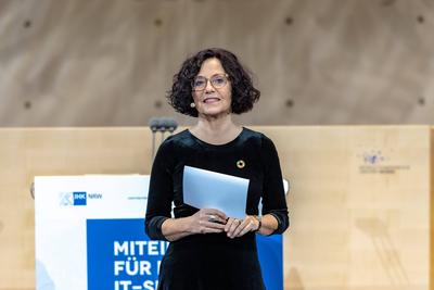 IT-Sicherheitstag NRW im World Conference Center Bonn - 11.12.2024-stock-foto