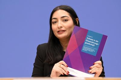 Reem Alabali-Radovan-stock-foto