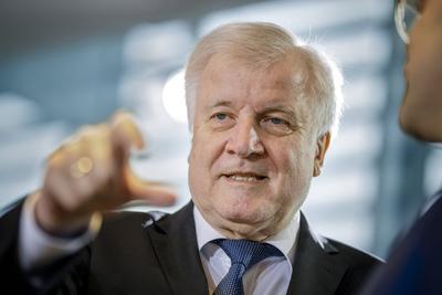 80. Kabinettssitzung. Bundesinnenminister Horst Seehofer, CSU. Berlin, 08.01.2020. Berlin Deutschland *** 80 Cabinet me-stock-foto