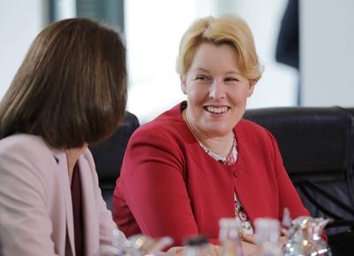 Franziska Giffey Bundesministerin f?r Familie Senioren Frauen und Jugend Deutschland Berlin Bu-stock-foto