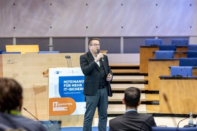 IT-Sicherheitstag NRW im World Conference Center Bonn - 11.12.2024-stock-foto