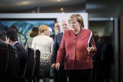 Bundeskanzlerin Angela Merkel CDU aufgenommen im Rahmen der Sitzung vom Kabinett in Berlin 23 01-stock-foto