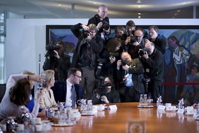Bilder des Tages Pressefotografen, Kabinett DEU, Deutschland, Germany, Berlin, 14.03.2018 Pressefotografen versuchen ei-stock-foto