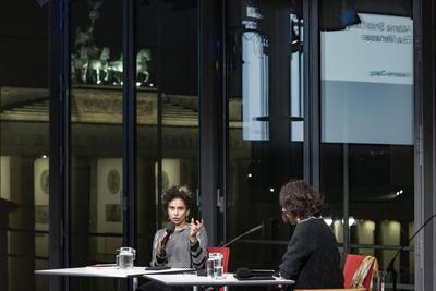Adania Shiblis Roman "Eine Nebensache"-stock-foto