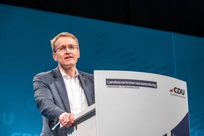 Neum?nster, 11.12.2024, Landesvertreterversammlung der CDU Schleswig-Holstein und Einstimmung auf die Bundestagswahl 202-stock-foto