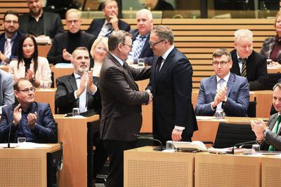 Th?ringer Landtag Wahl des Ministerpr?sident zur 8. Wahlperiode in Erfurt-stock-photo