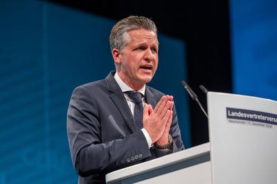 Neum?nster, 11.12.2024, Landesvertreterversammlung der CDU Schleswig-Holstein und Einstimmung auf die Bundestagswahl 202-stock-foto