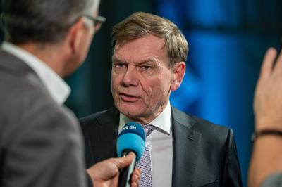 Neum?nster, 11.12.2024, Landesvertreterversammlung der CDU Schleswig-Holstein und Einstimmung auf die Bundestagswahl 202-stock-foto