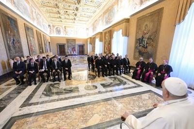 ITALY -   POPE FRANCIS DURING A PRIVATE AUDIENCE WITH  THE COMMUNITY OF THE INTERDIOCESAN MAJOR SEMINARY OF SANTIAGO DE COMPOSTEL AT THE VATICAN  - 2024/12/12-stock-photo