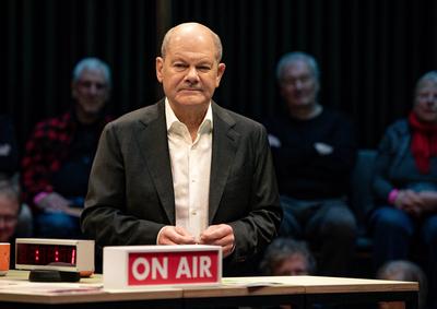 Politik, Live-Radioshow mit Olaf Scholz in Berlin-stock-foto