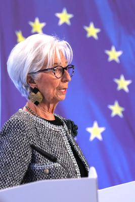 12.12.2024, Frankfurt, DEU Pressekonferenz der Europaeischen Zentralbank, ECB, Christine Lagarde, Praesidentin der Europ-stock-foto