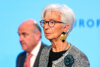 Pressekonferenz der Europaeischen Zentralbank nach der EZB Ratssitzung-stock-foto