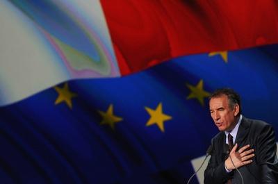 Bildnummer: 57680331  Datum: 25.03.2012  Copyright: imago/PanoramiCPr?sidentschaftskandidat Francois Bayrou (Frankreich/Mouvement Democrate MoDem) - Wahlkampfveranstaltung in Paris - 25/03/2012 ChristianLiewig/FEP/Panoramic PUBLICATIONxNOTxINxFRAxITAxBEL People Politik Pr?sidentschaftskandidat x1x xsk 2012 quer Aufmacher premiumd 57680331 Date 25 03 2012 Copyright Imago Panoramic Presidential candidate Fran?ois Bayrou France Mouvement Democrate Modem Election campaign event in Paris 25 03 2012 ChristianLiewig FEP Panoramic PUBLICATIONxNOTxINxFRAxITAxBEL Celebrities politics Presidential candidate x1x xSK 2012 horizontal Highlight premiumd-stock-photo