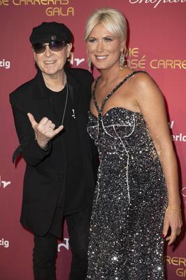 Klaus Meine, Kamilla Senjo-stock-foto