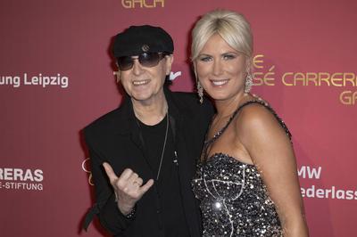 Klaus Meine, Kamilla Senjo-stock-foto