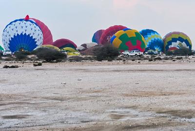 QATAR BALLOON FESTIVAL 2024-stock-photo