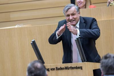 Dr. Hans-Ulrich R?lke, Vorsitzender der FDP/DVP-Landtagsfraktion. Auftaktsitzung zur Beratung des Doppelhaushalts f?r di-stock-foto