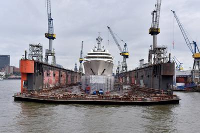 News Bilder des Tages Reise - Hamburg - Containerhafen 2020 Die Eclipse ist eine private Yacht unter der Flagge der Berm-stock-photo