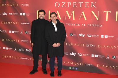 Alberto Matano mit Ehemann Riccardo Mannino-stock-foto