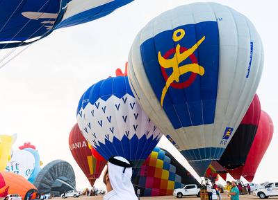 QATAR BALLOON FESTIVAL 2024-stock-photo