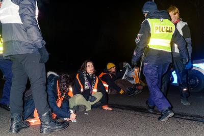 Several hours of blockade of one of the most important roads in Warsaw by the Last Generation.-stock-foto