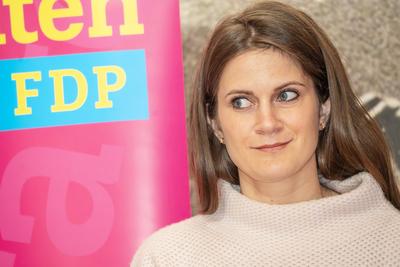 Susanne Seehofer, FDP Bundestagskandidatin, FDP Wahlkampf, Adventsbrunch, M?nchen, Dezember 2024-stock-foto