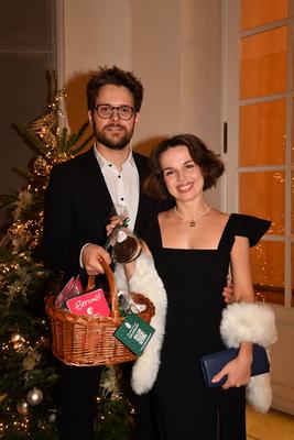 Darya Birnstiel mit Ehemann Philip / 29. BMW Advents-Benefizkonzert / Cuvillestheater / M?nchen / 13. Dezember 2024 ***-stock-foto