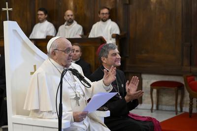 FRANCE - POPE FRANCIS DELIVES HIS MESSAGE INSIDE THE CATHEDRAL OF OUR LADY OF THE ASSUMPTION OF  AJACCIO ON THE OCCASION OF HIS ONE-DAY VISIT IN THE FRENCH ISLAND OF CORSICA  - 2024/12/15-stock-photo