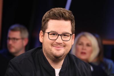 Chris Tall zu Gast in der NDR Talk Show, Fototermin am 13.12.2024 im Fernsehstudio Hamburg Lokstedt vor der Sendung im 3-stock-foto