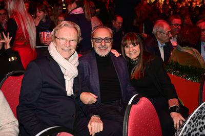 Wolfgang Lippert, Wolfgang Stumph und Christine Stumph bei der Premiere des 27. Dresdner Weihnachts-Circus an der Washin-stock-foto