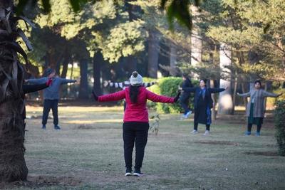 Delhi-NCR Shivers In Cold Winter, Temperature To Dip Further In Coming Week-stock-photo