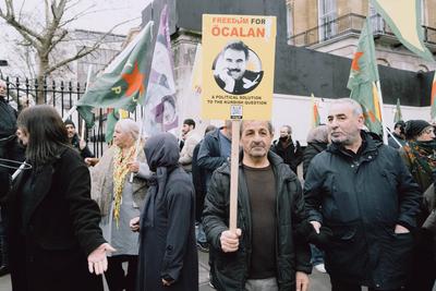 Protest in solidarity with Rojava in London-stock-foto