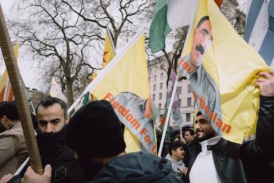 Protest in solidarity with Rojava in London-stock-foto
