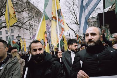 Protest in solidarity with Rojava in London-stock-foto
